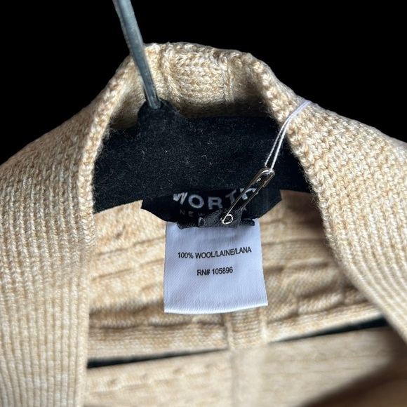 NWOT Worth New York beige sweater cardigan size small, extra buttons - Picture 4 of 8